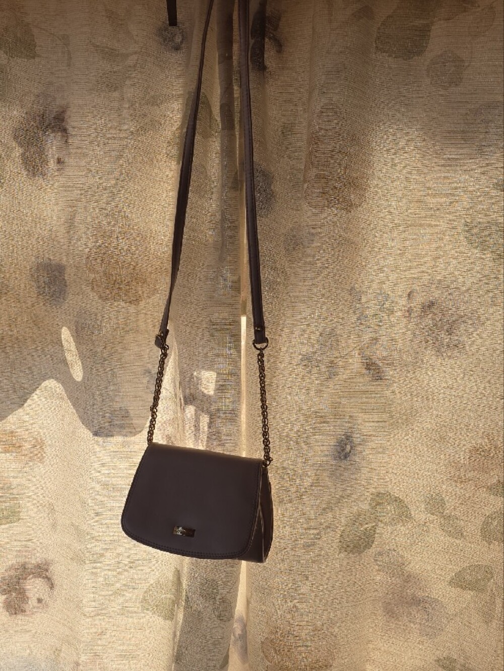 Liz Dusty Rose Crossbody Bag with Gold Accent Good Unused Condition - Picture 11 of 12